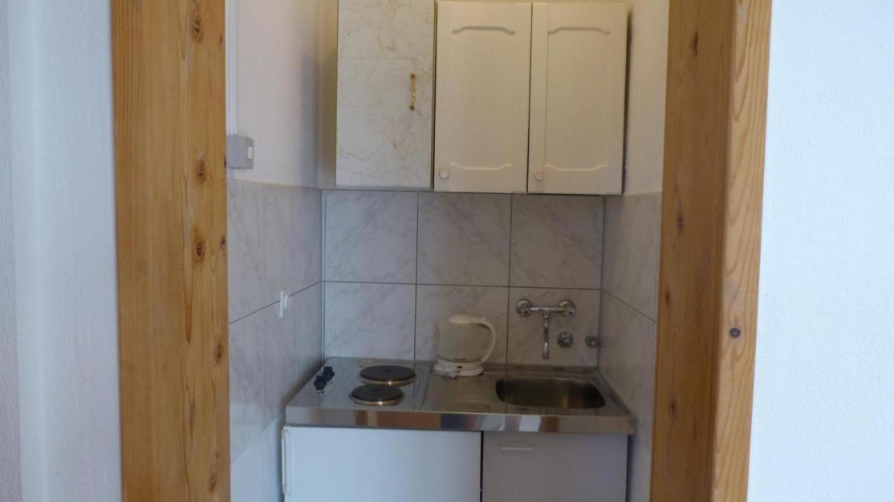 Beach Apartments Nemira أوميس المظهر الخارجي الصورة