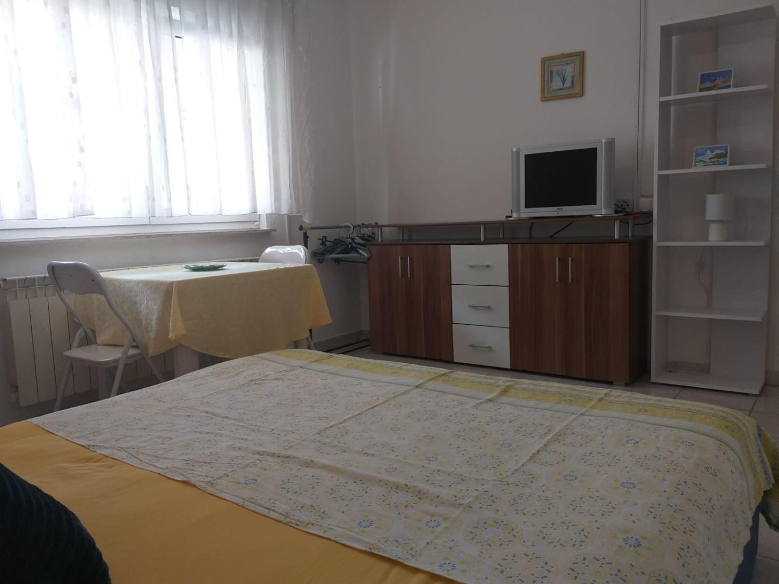 Beach Apartments Nemira أوميس المظهر الخارجي الصورة