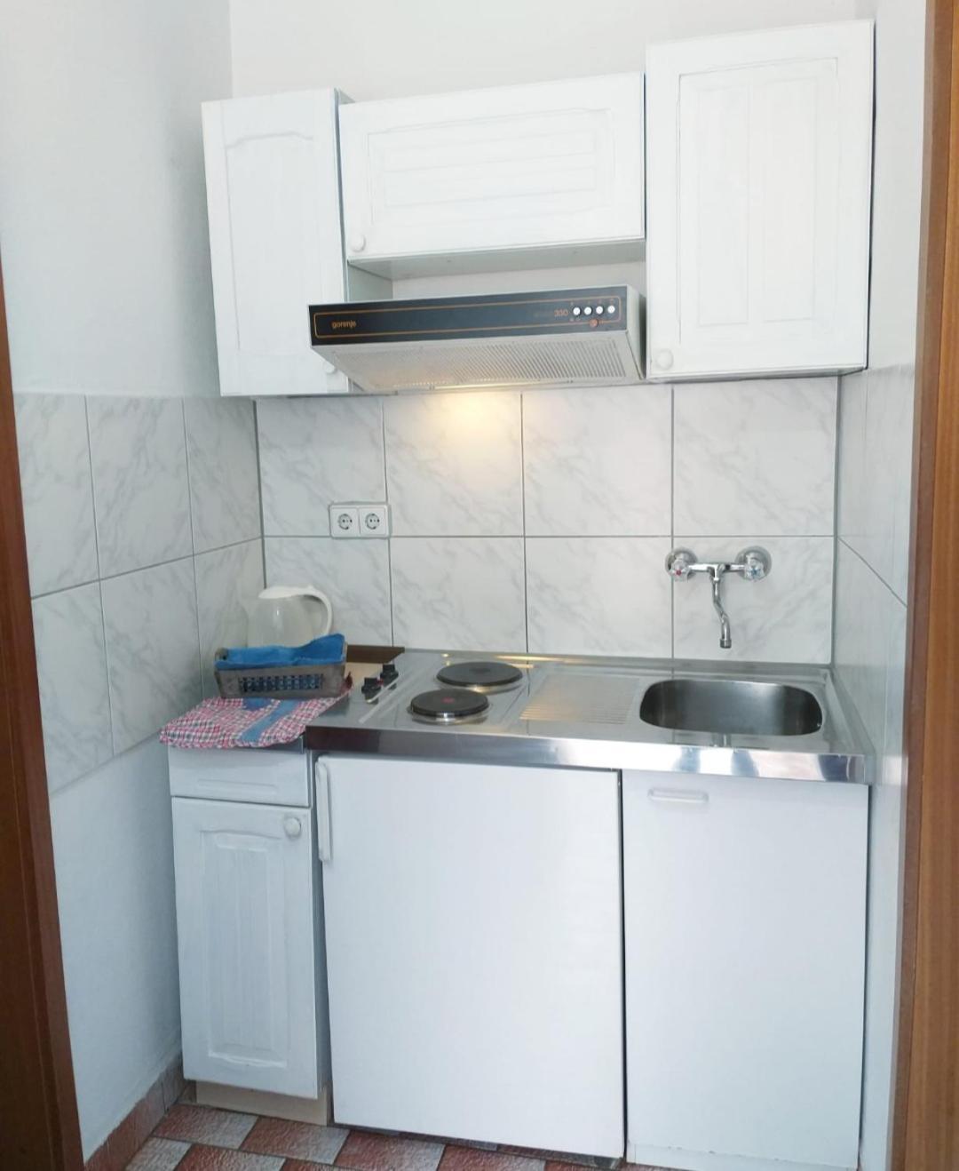 Beach Apartments Nemira أوميس المظهر الخارجي الصورة